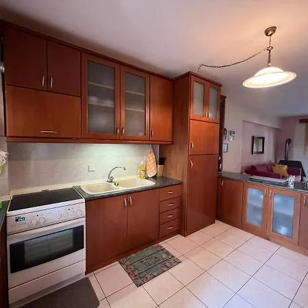 Lemon House * Polychrono